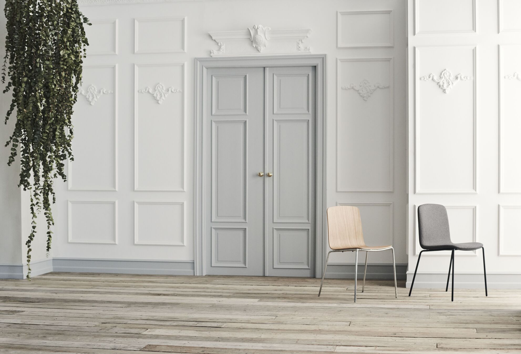 Palm chair Oak veneer with a black metal base