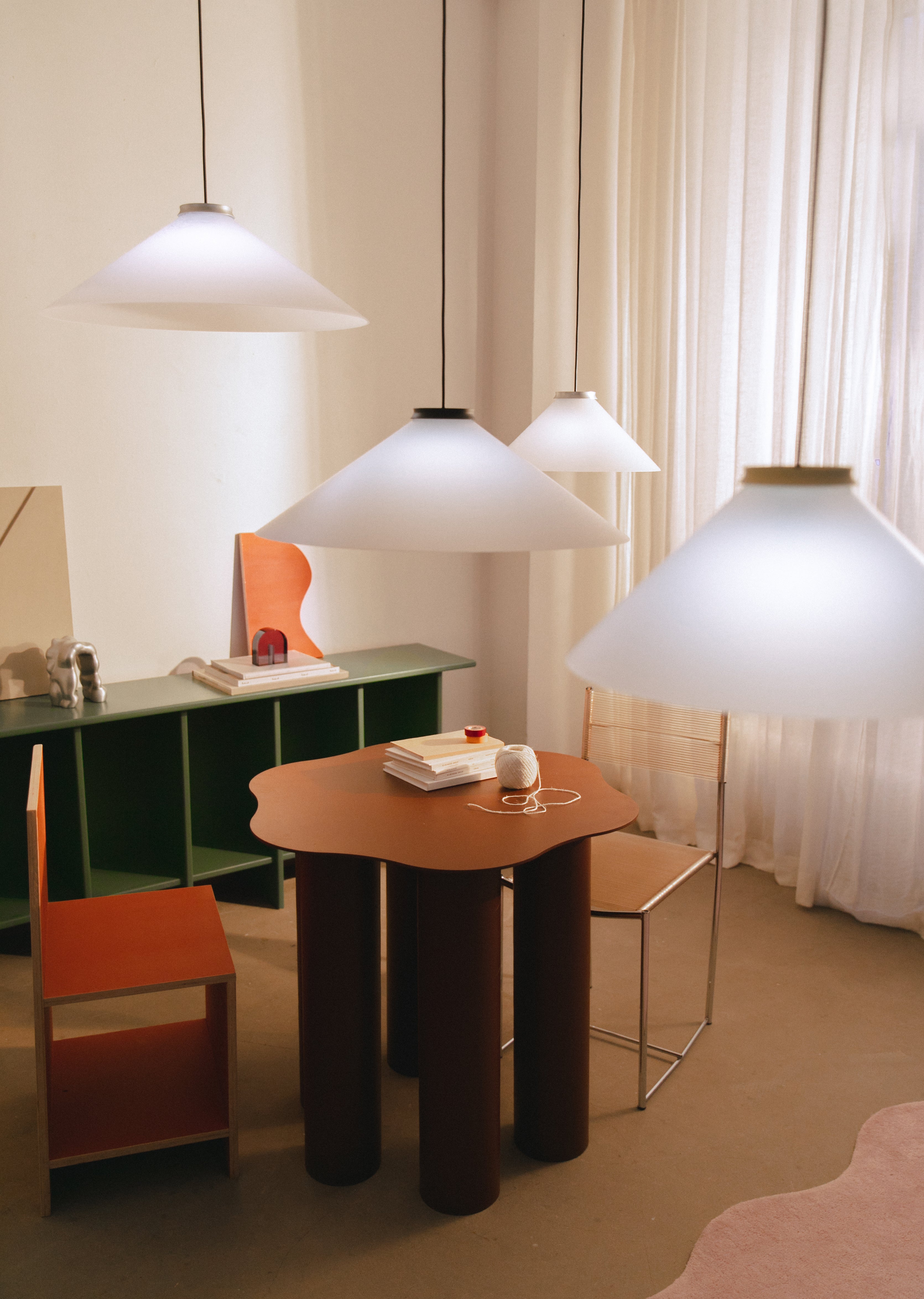 Pendelleuchte ALINE schwarz mit weißem Schirm