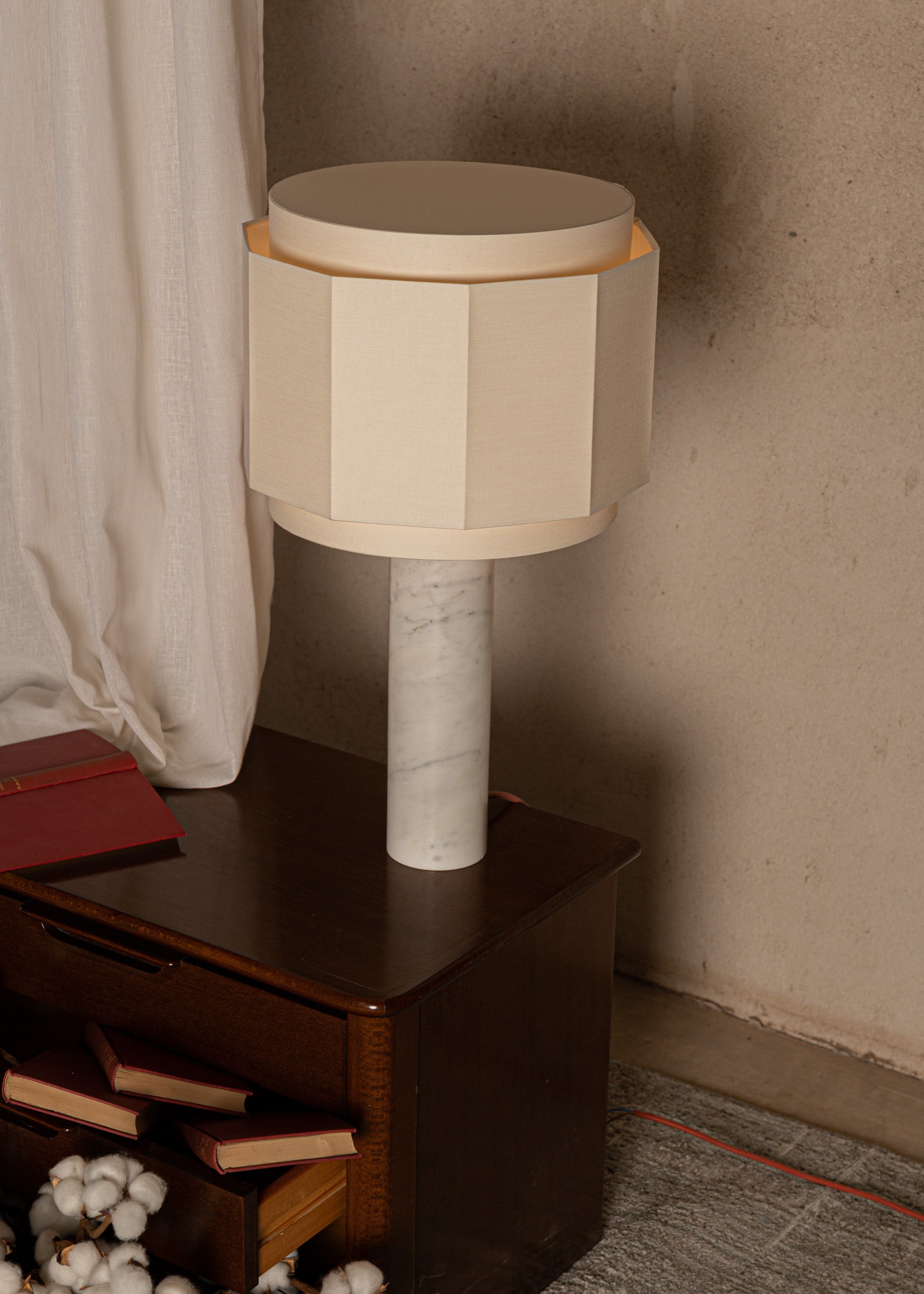 Tischlampe PIPO OKLA weißer Marmor