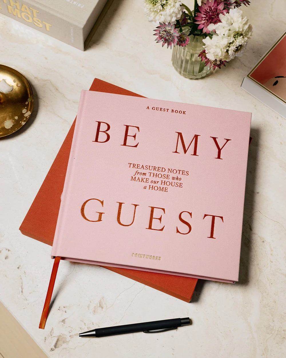 Gästebuch BE MY GUEST rot mit rosa