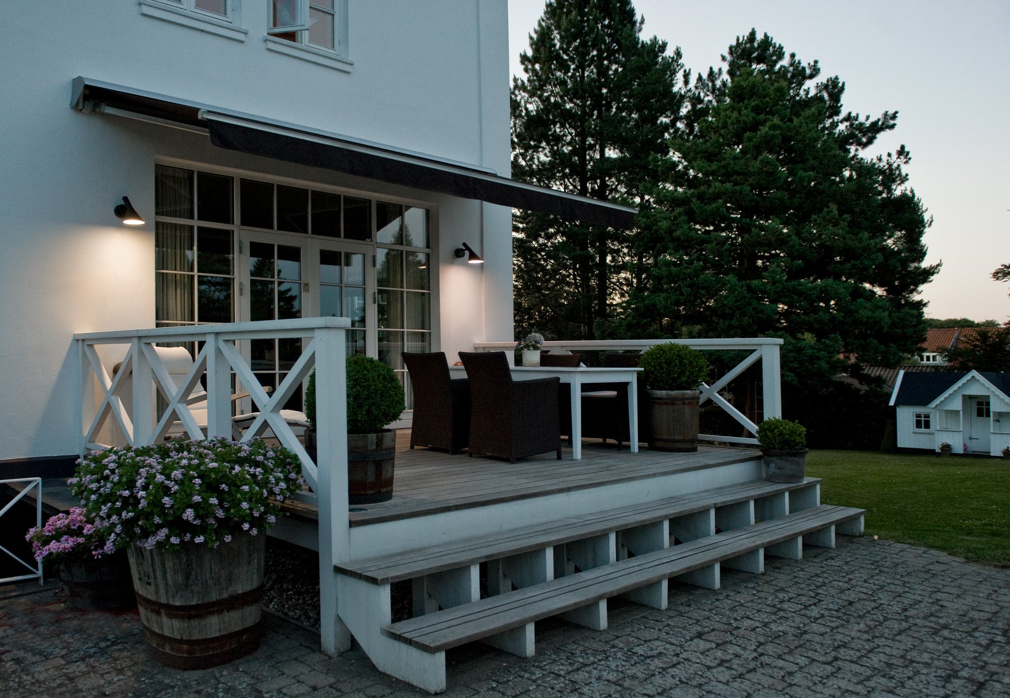 AJ 50 Black Outdoor Wall Lamp