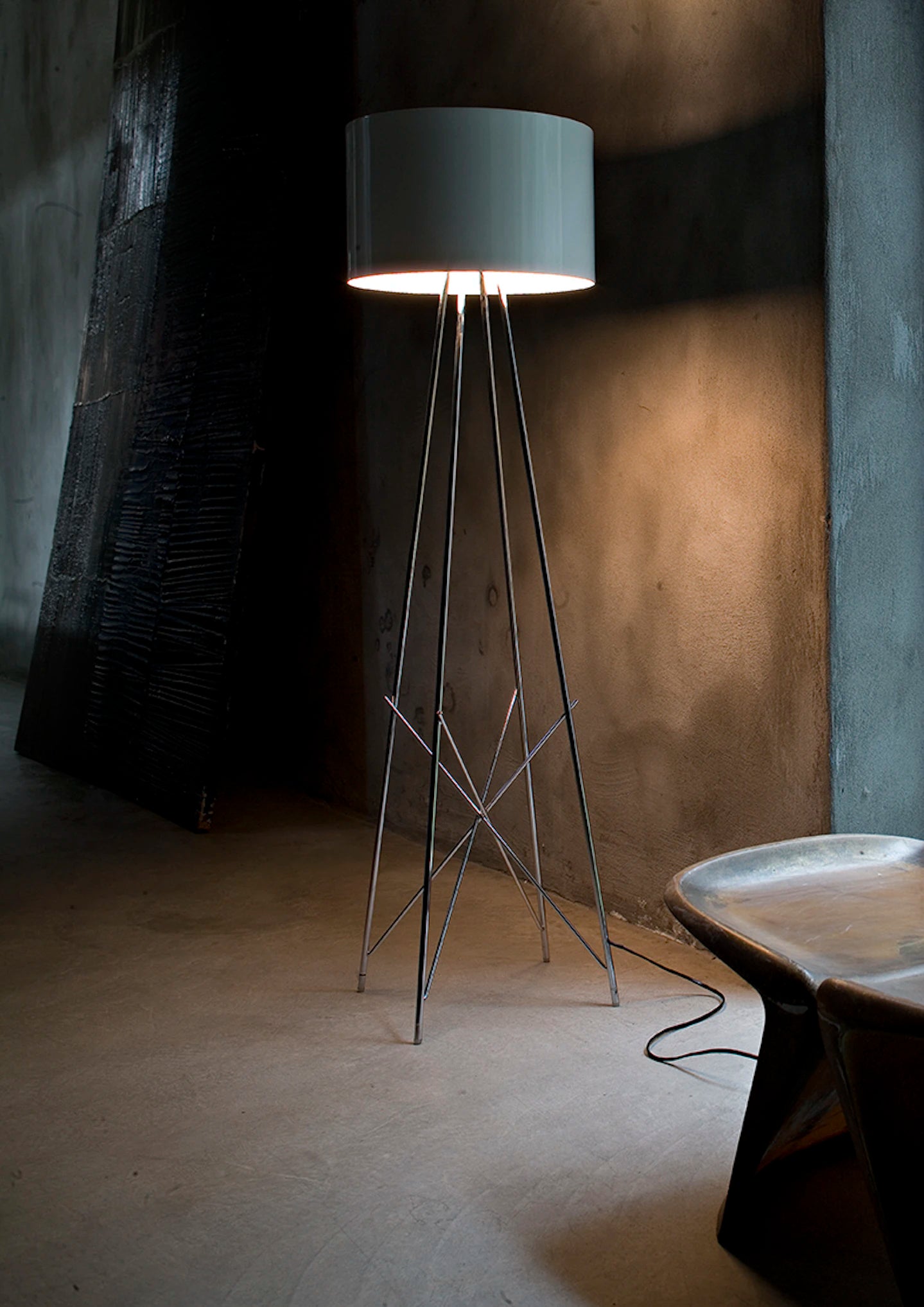 Stehlampe RAY Glas mit Metallbasis