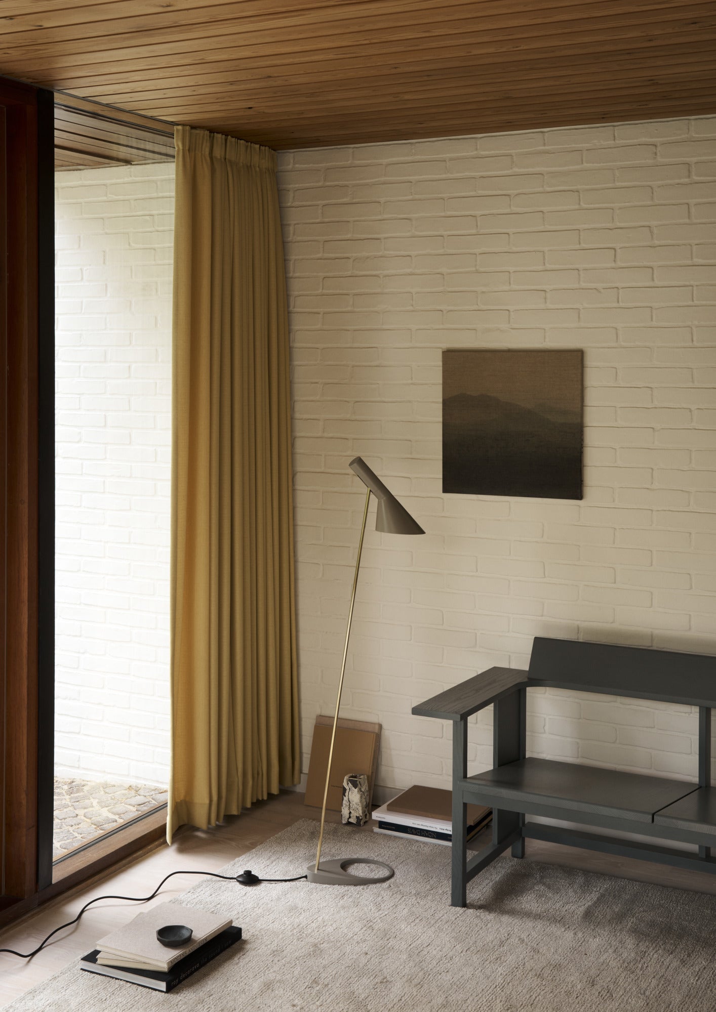 AJ floor lamp warm gray with brass