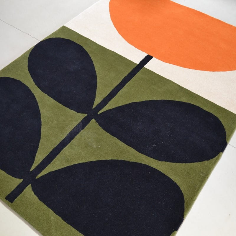 STEM BLACK rug green with orange