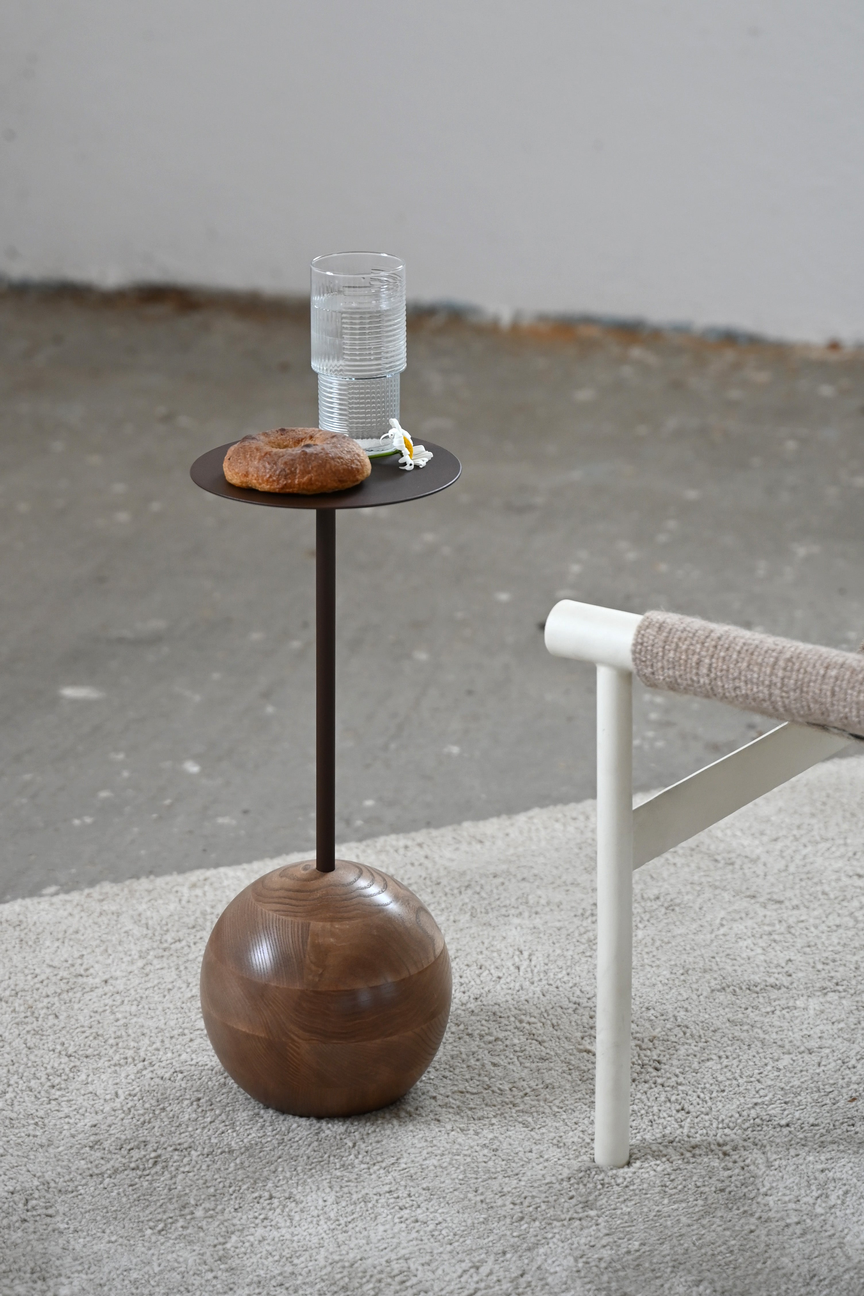Kaffeetisch MINI SU aus Holz und Stahl