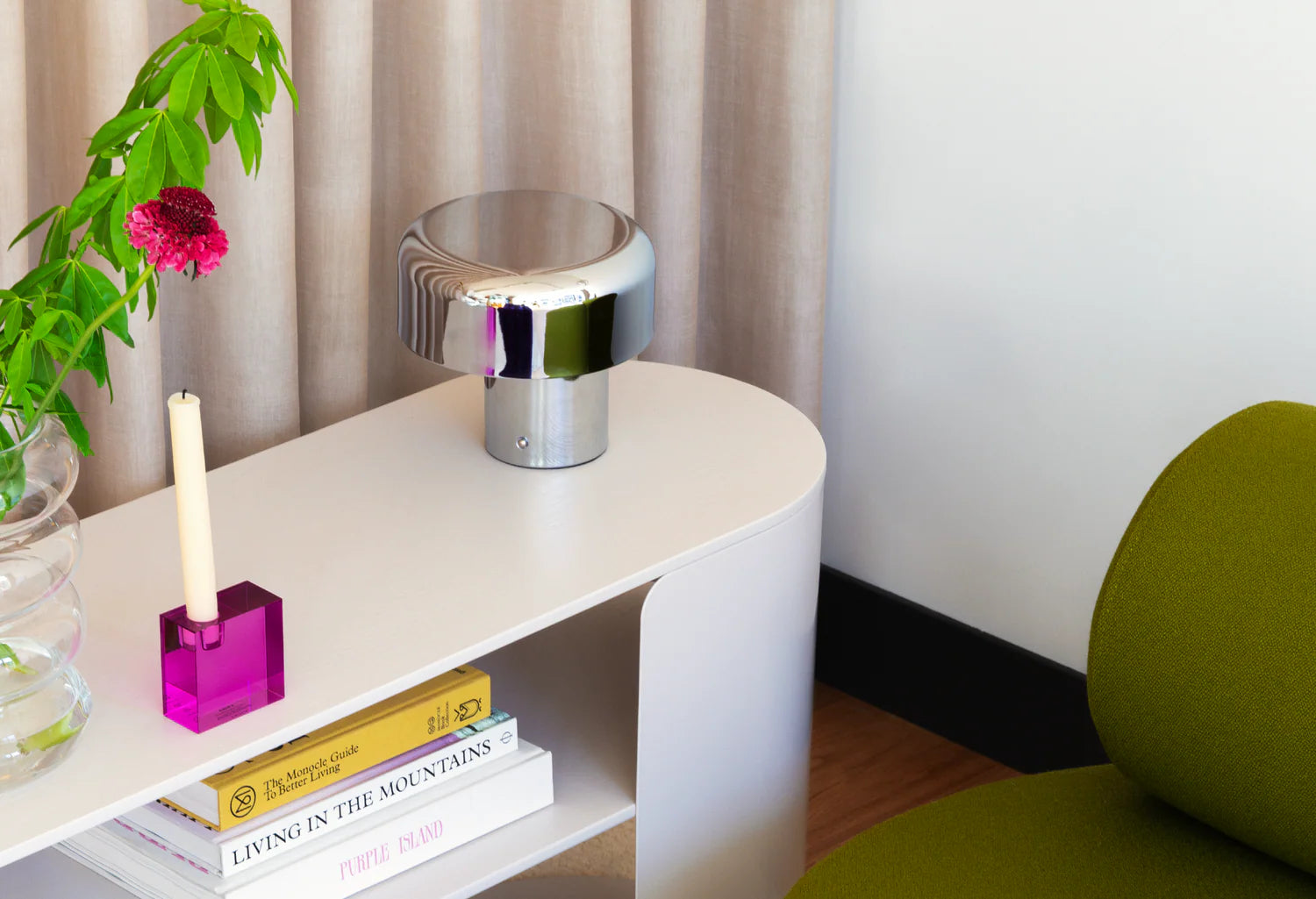 SCOOP Coral Table Lamp