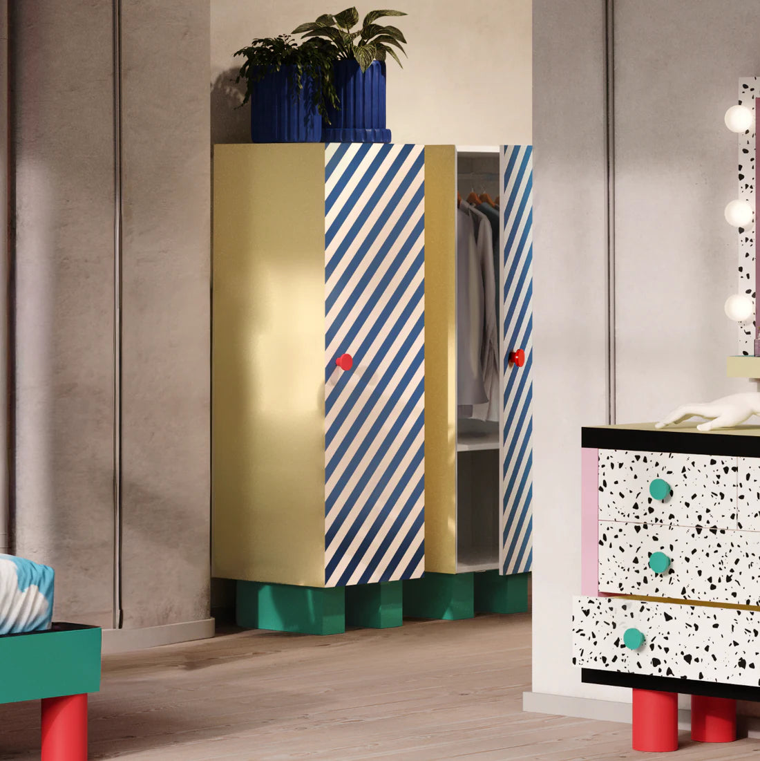 SUPERCLOSET BLUE STRIPES wardrobe yellow with blue and green