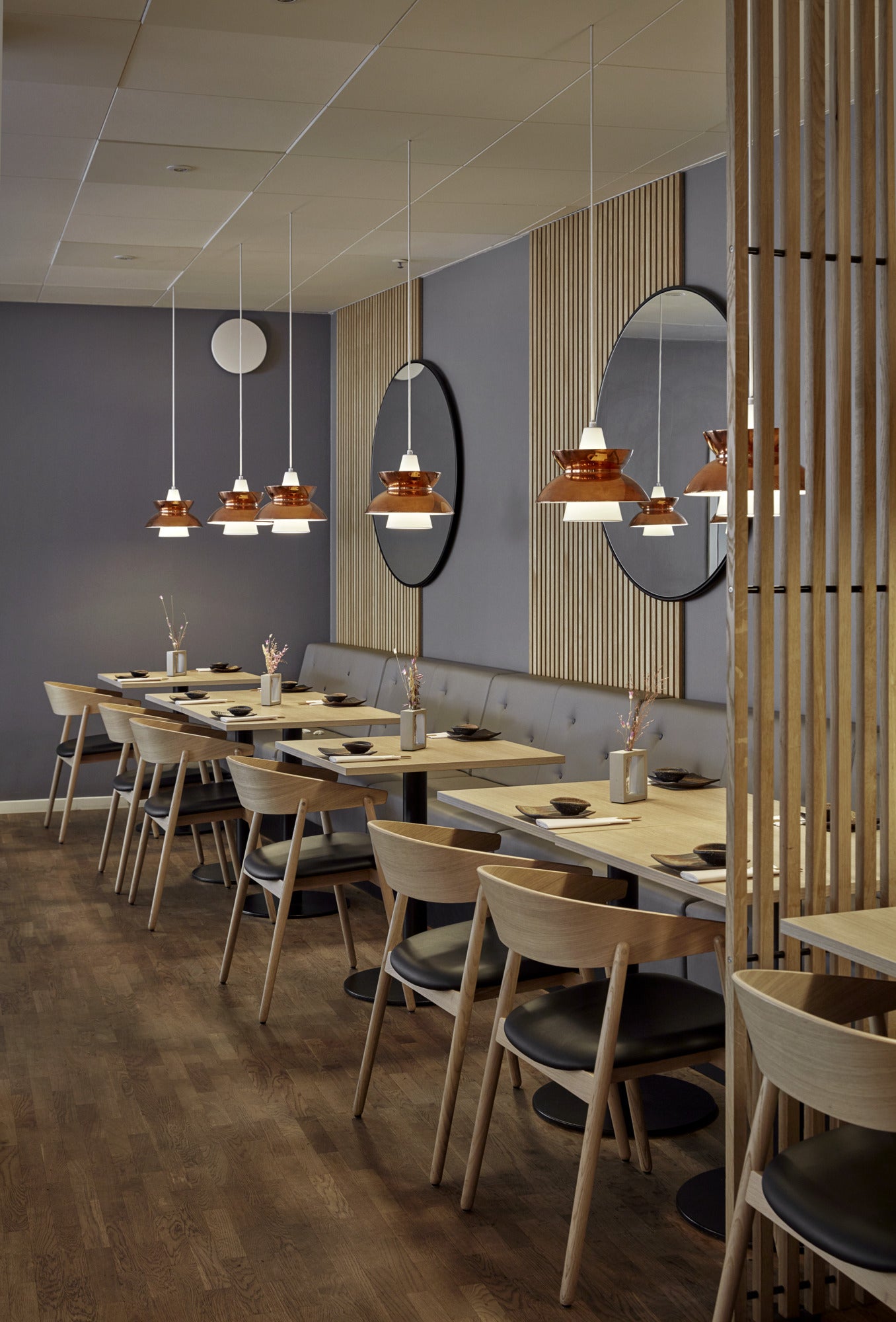 DOO-WOP pendant lamp white with copper finish