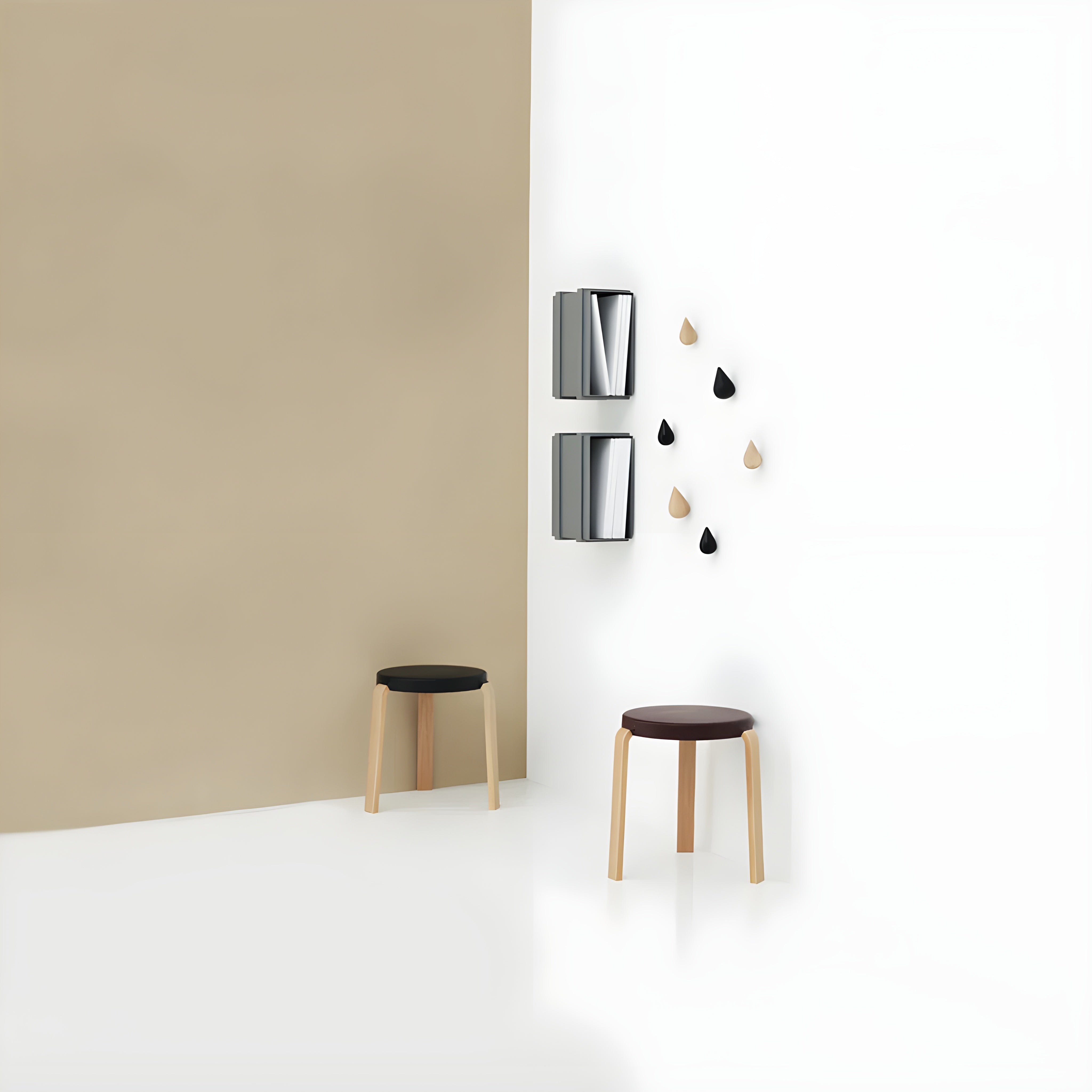 Set von DROPIT Kleiderhaken aus Eichenholz