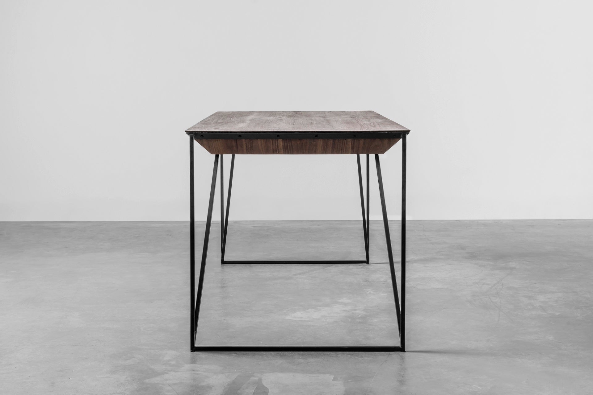 FRANCIS Table with Walnut Top and Black Steel Base