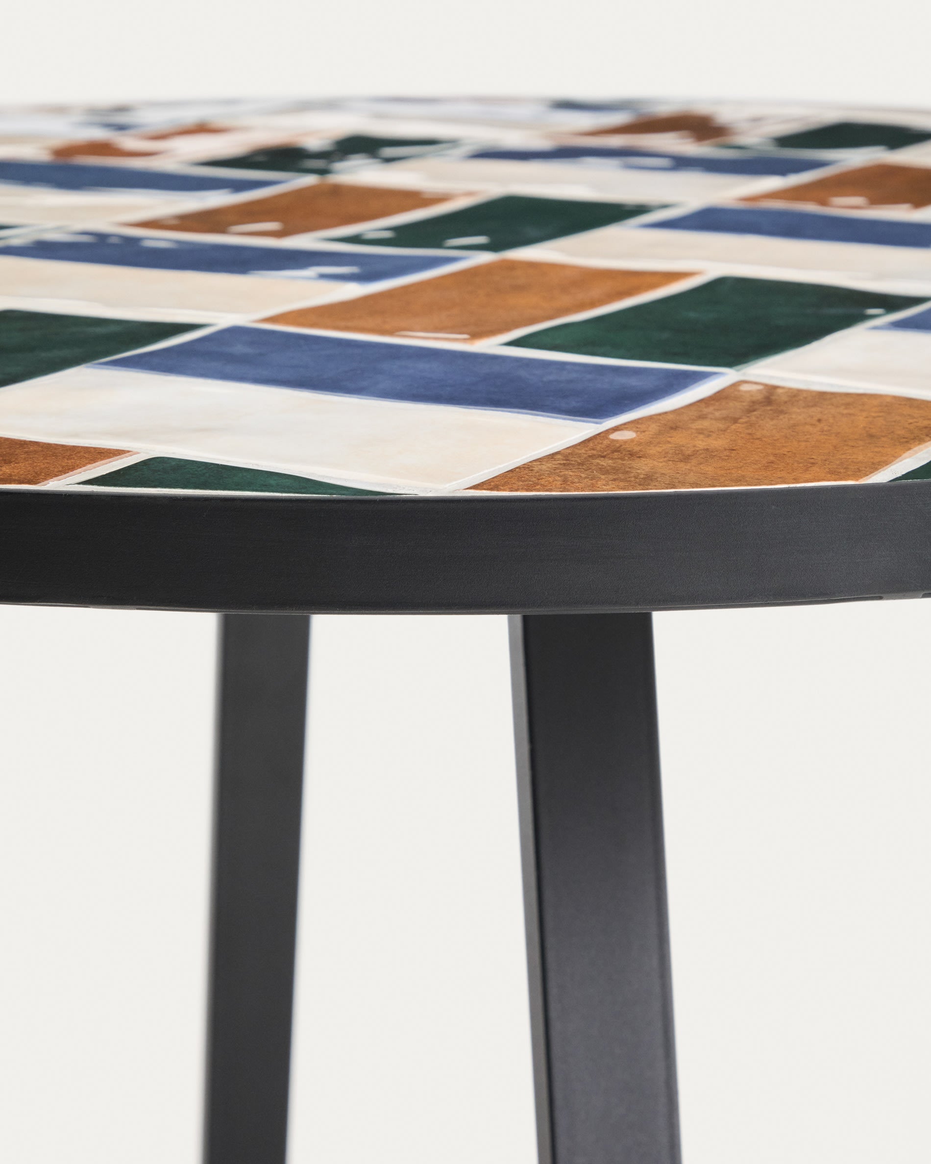 Gartentisch TELLA mehrfarbig mit graphitfarbenem Gestell