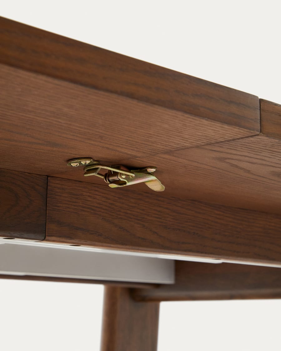 Ausziehbarer Tisch ARLEN Eichenfurnier mit Nussbaum-Finish