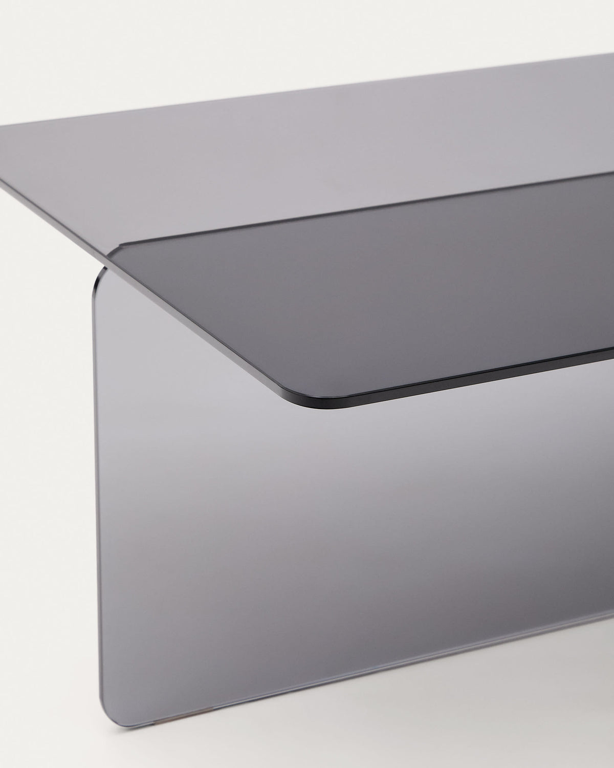 Stolik kawowy ZAREN szare szkło hartowane – ujęcie 3