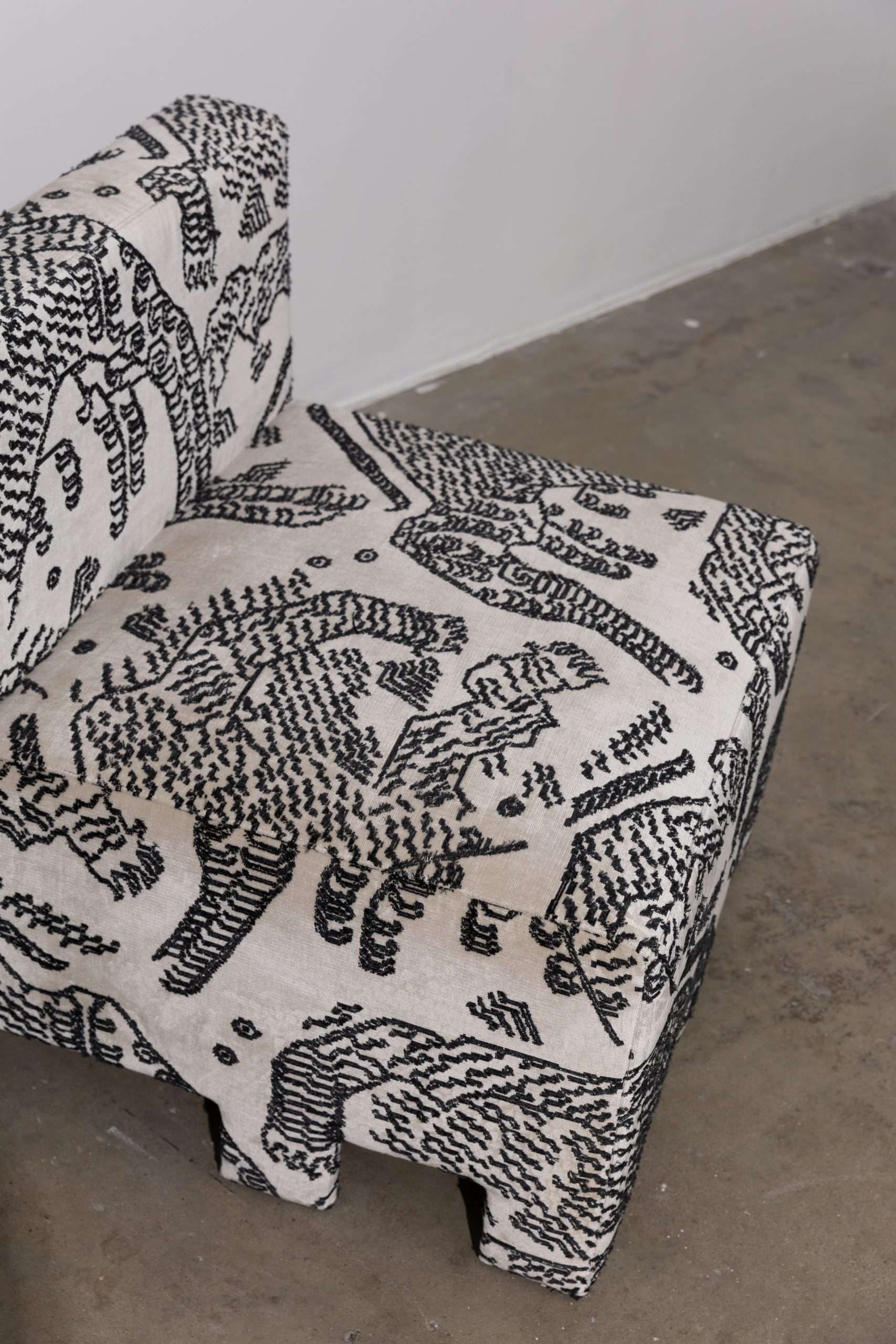Upholstered DENTE Armchair