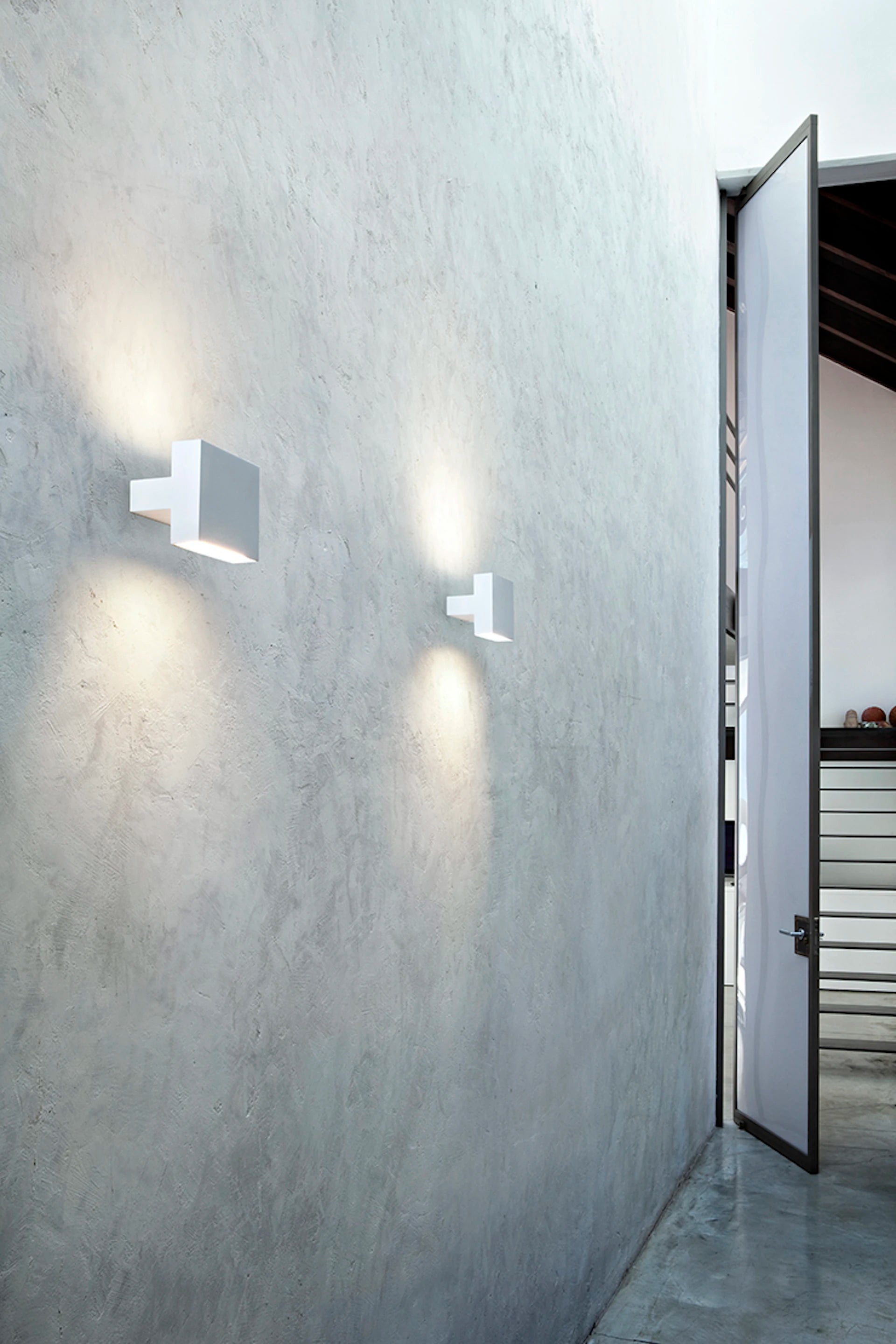 TIGHT LIGHT White Two-Point Wall Lamp