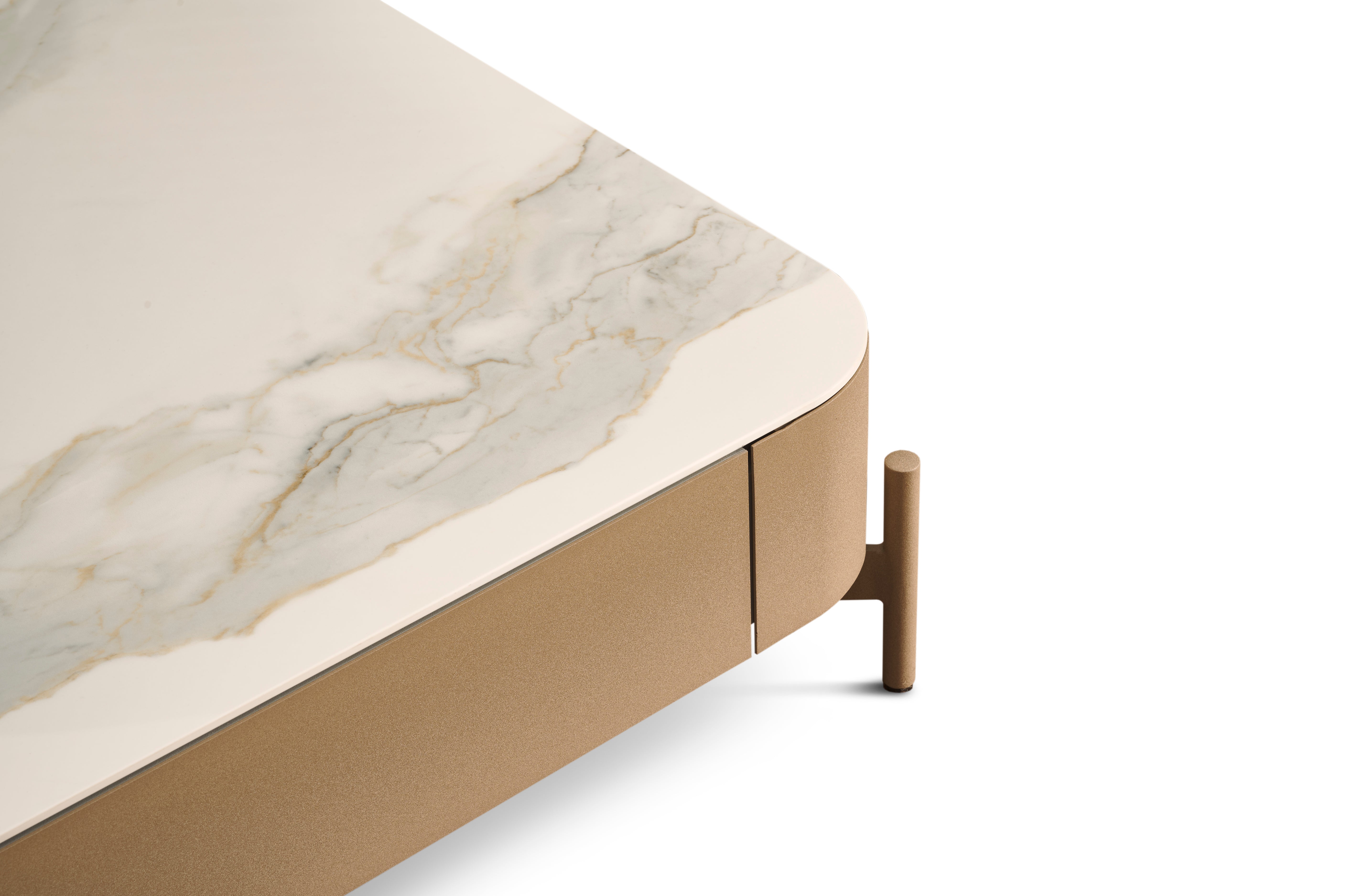 TURTLE Couchtisch personalisiert