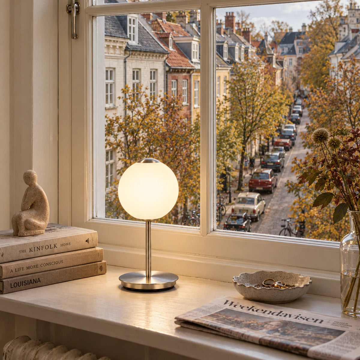Tragbare Lampe AUDREY MOVE in Weiß mit goldener Einlage