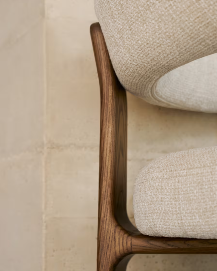 Sessel mit Armlehnen GRANITE beige Chenille mit dunklem Eschenfuß