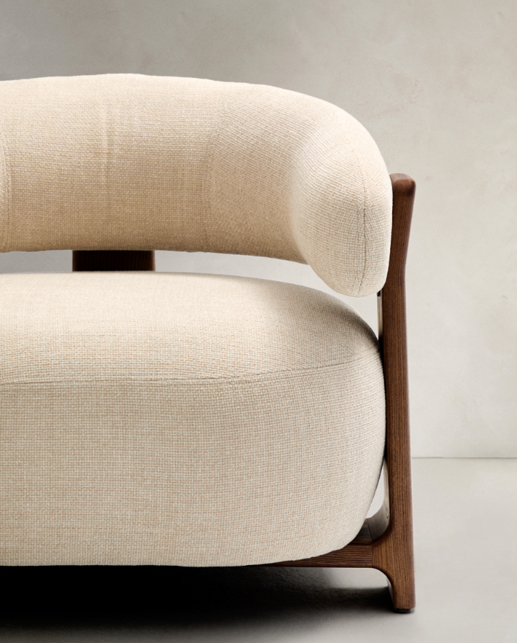 Sessel GRANITE beige Chenille mit dunklem Eschenfuß