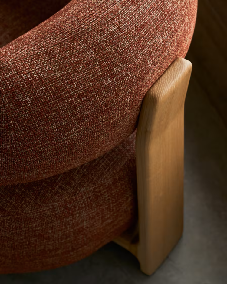 Sessel GRANITE roter Chenille mit Eschenholzgestell