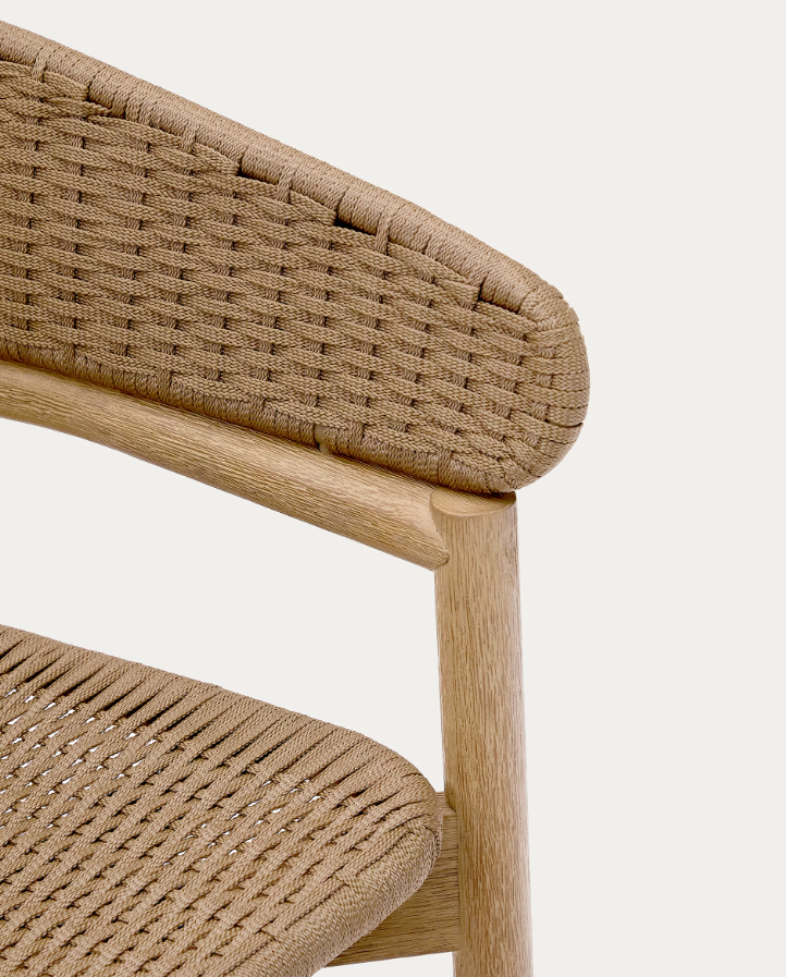 Arinella externe Hoker -Accation -Holz mit einem beige Seil