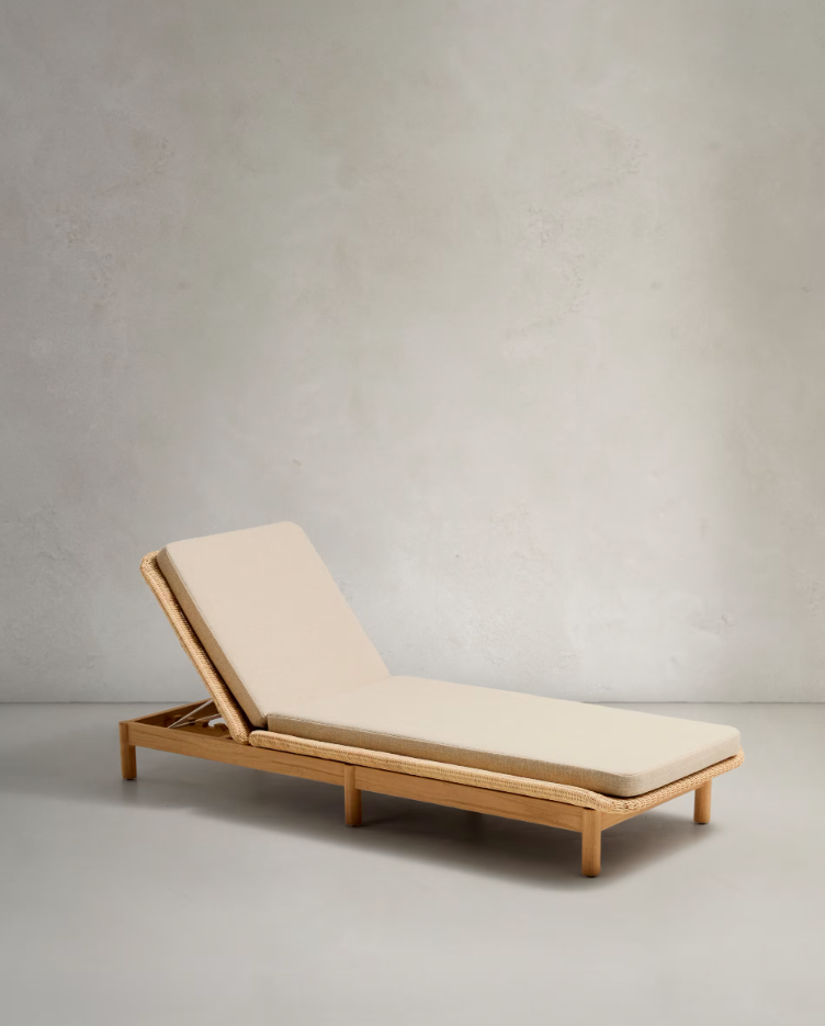 Liegestuhl GALEA Teakholz und Rattan