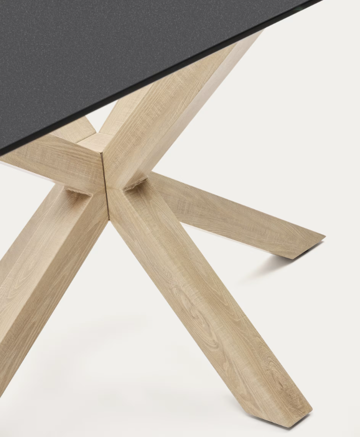 Schwarzer ARGO Tisch mit Holzimitat-Basis