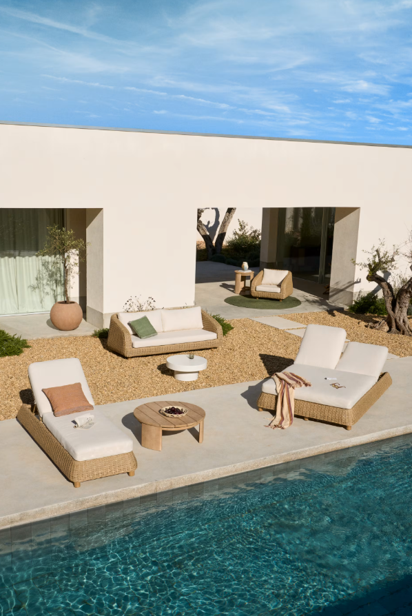 Sofa für den Außenbereich MERIA aus synthetischem Rattan