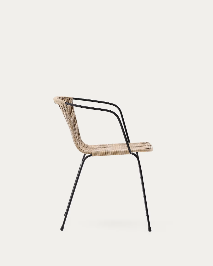 ELTIERA Outdoor Chair in Synthetic Rattan with Steel Armrests and Base
