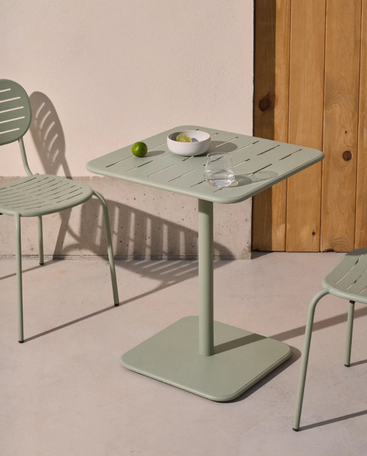BRAI turquoise steel garden table