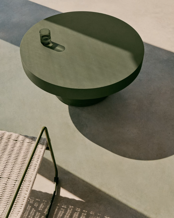 Aigablava coffee table green cement
