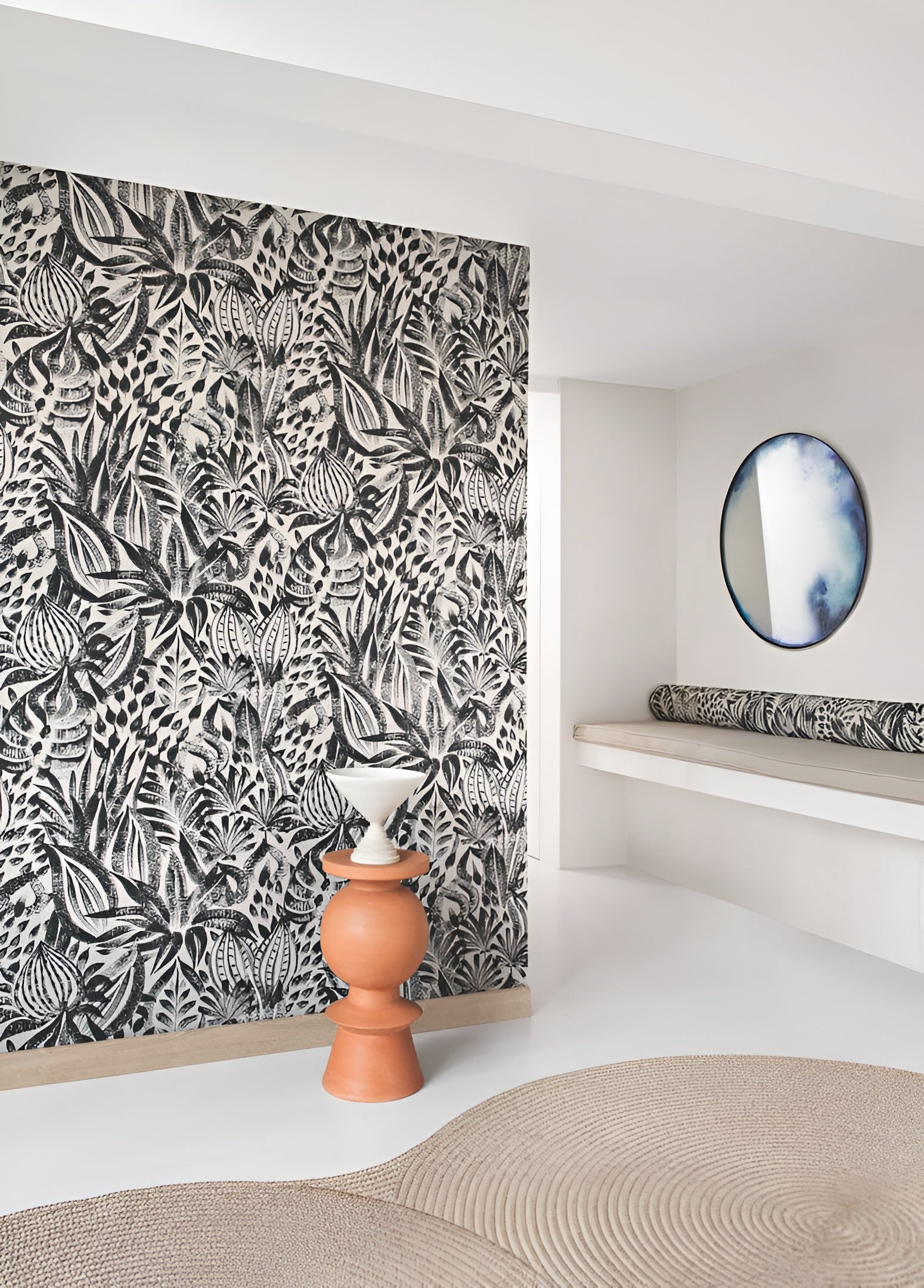 Textiltapete mit floralem Muster aus Blumen und Blättern FOLIAGE - NOIR schwarz