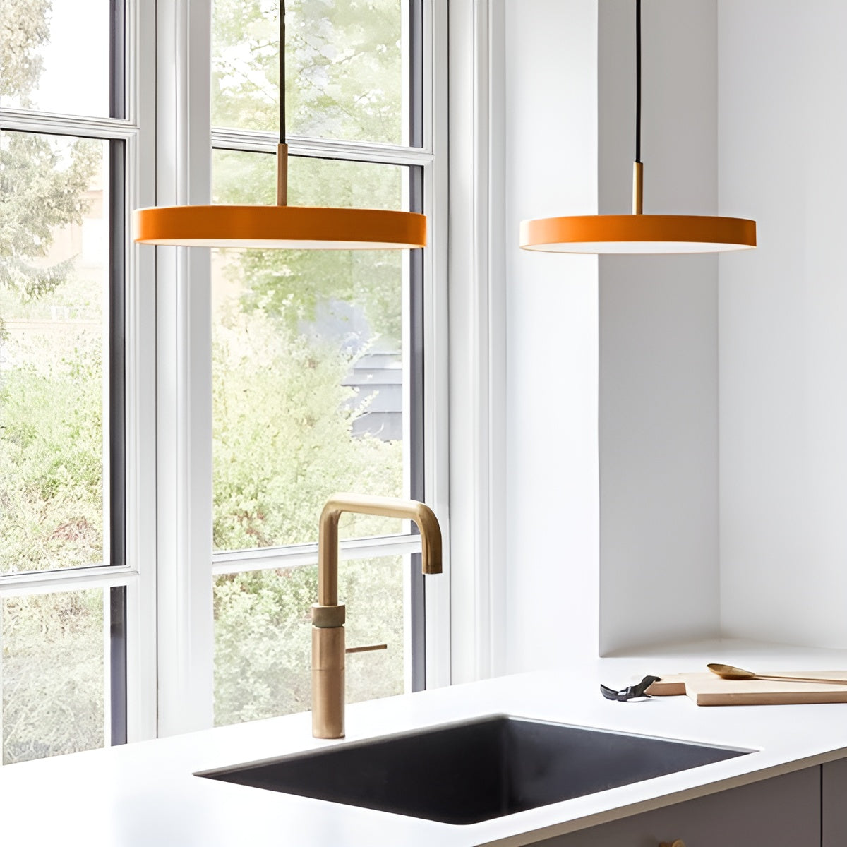 Pendelleuchte ASTERIA PLUS orange mit goldener Einlage