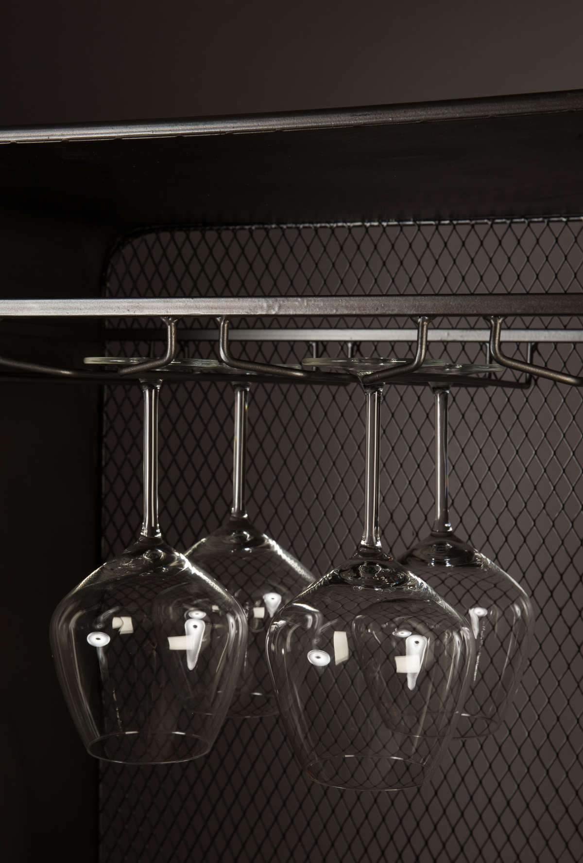 Barek VINO drewniany z żelazną podstawą Dutchbone Eye on Design