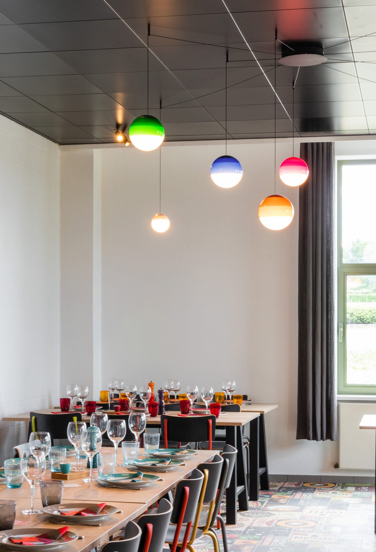 DIPPING Cream Pendant Lamp
