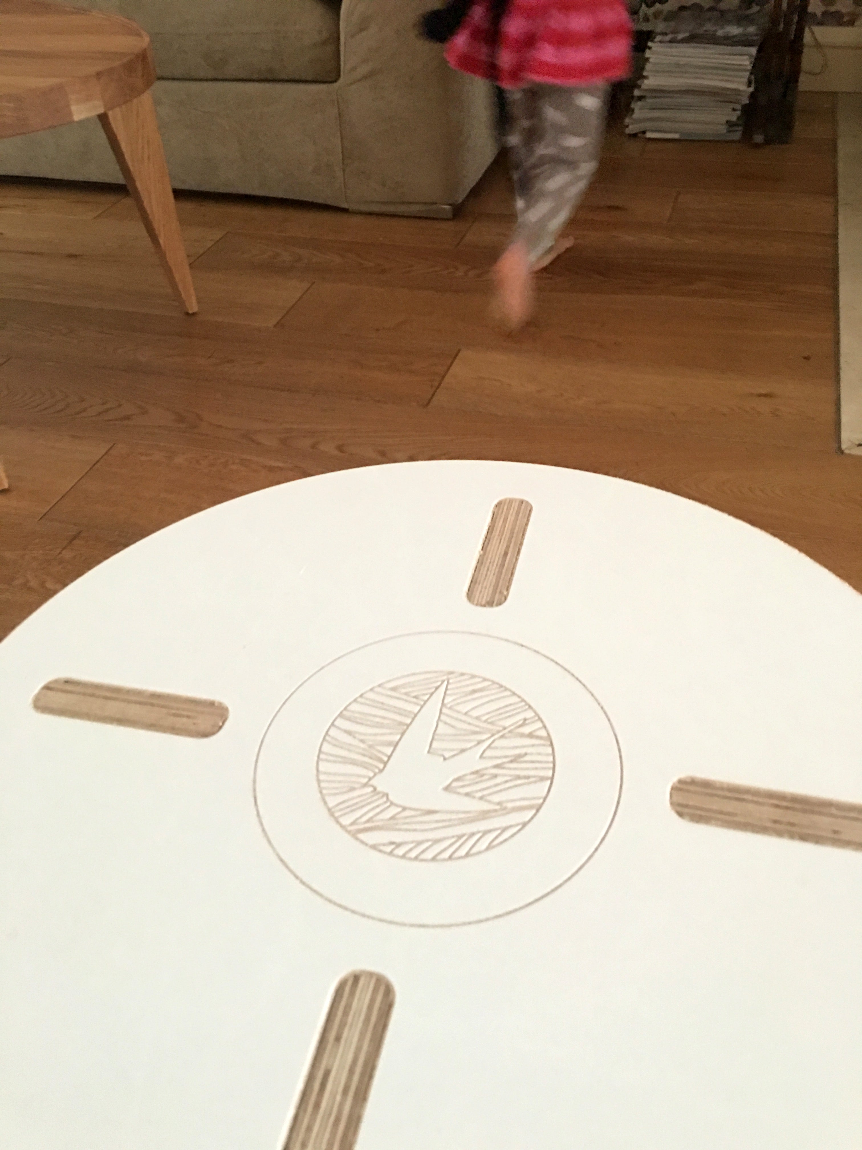 ST STOOL white