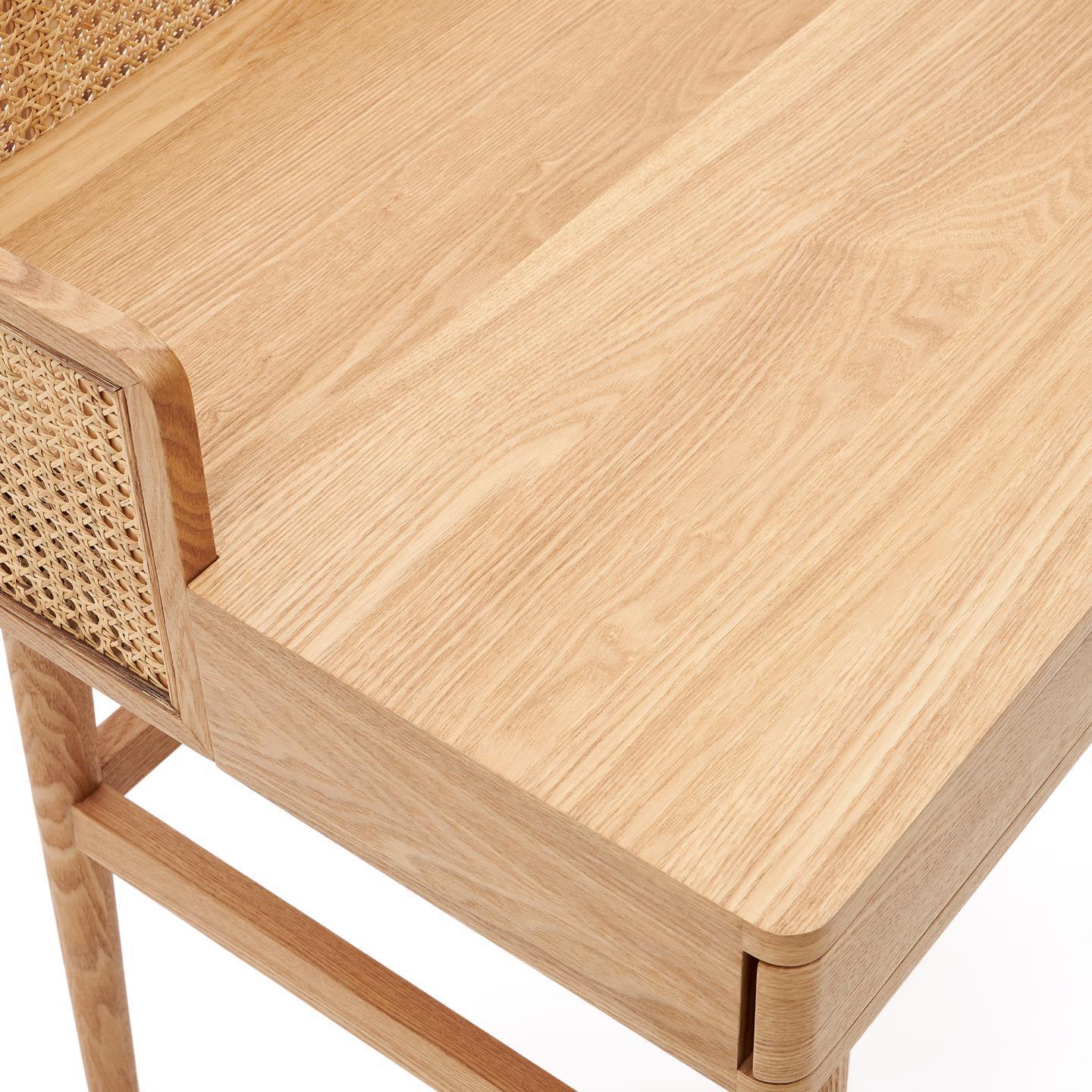 Biurko ARAXI lite drewno jesionowe La Forma Eye on Design