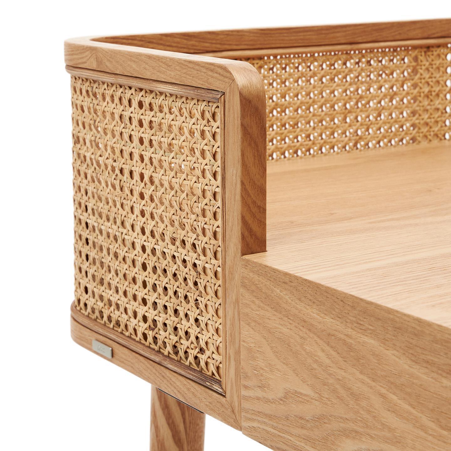 Biurko ARAXI lite drewno jesionowe La Forma Eye on Design