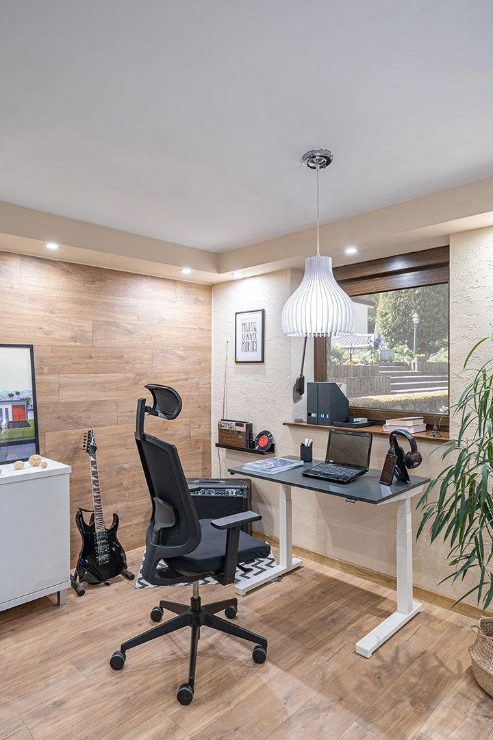 Biurko COMPACT DRIVE bluetooth z elektryczną regulację wysokości blatu MDD Eye on Design