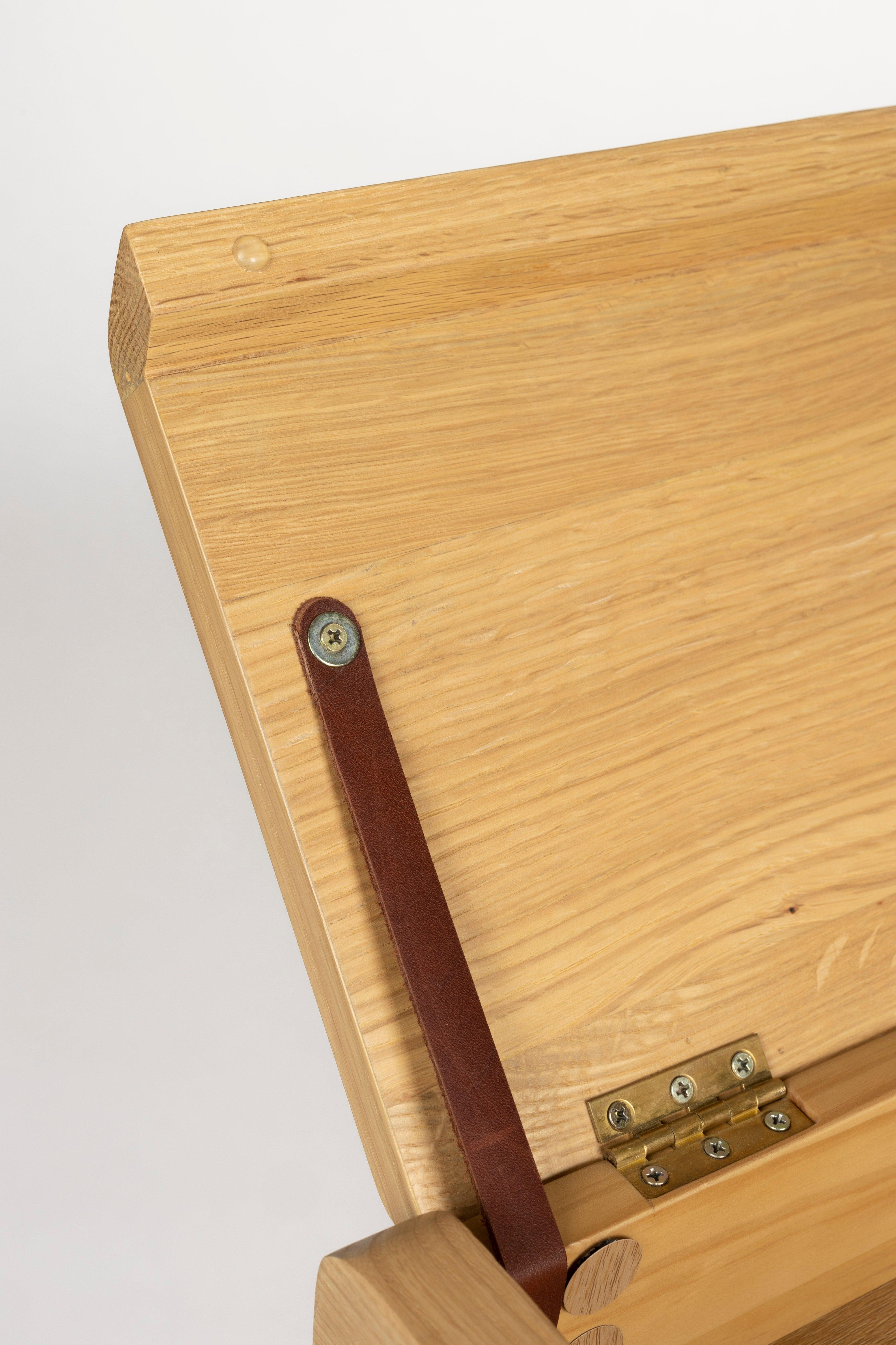 Biurko KAAT drewno dębowe Zuiver Eye on Design