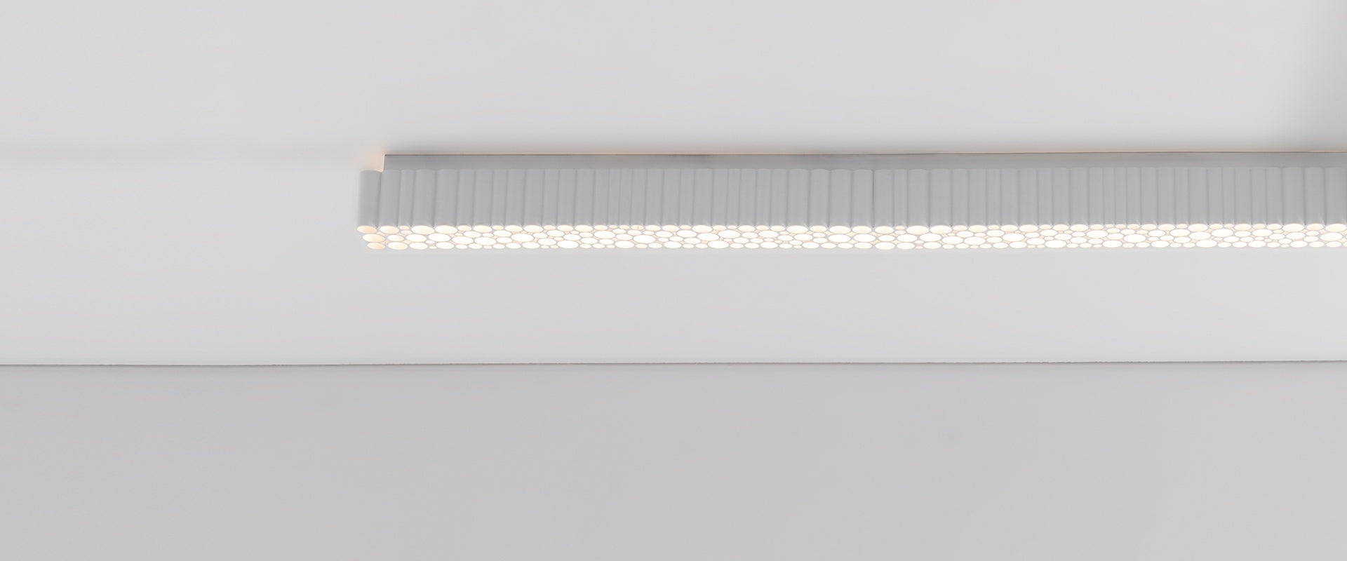 Deckenleuchte CALIPSO LINEAR weiß