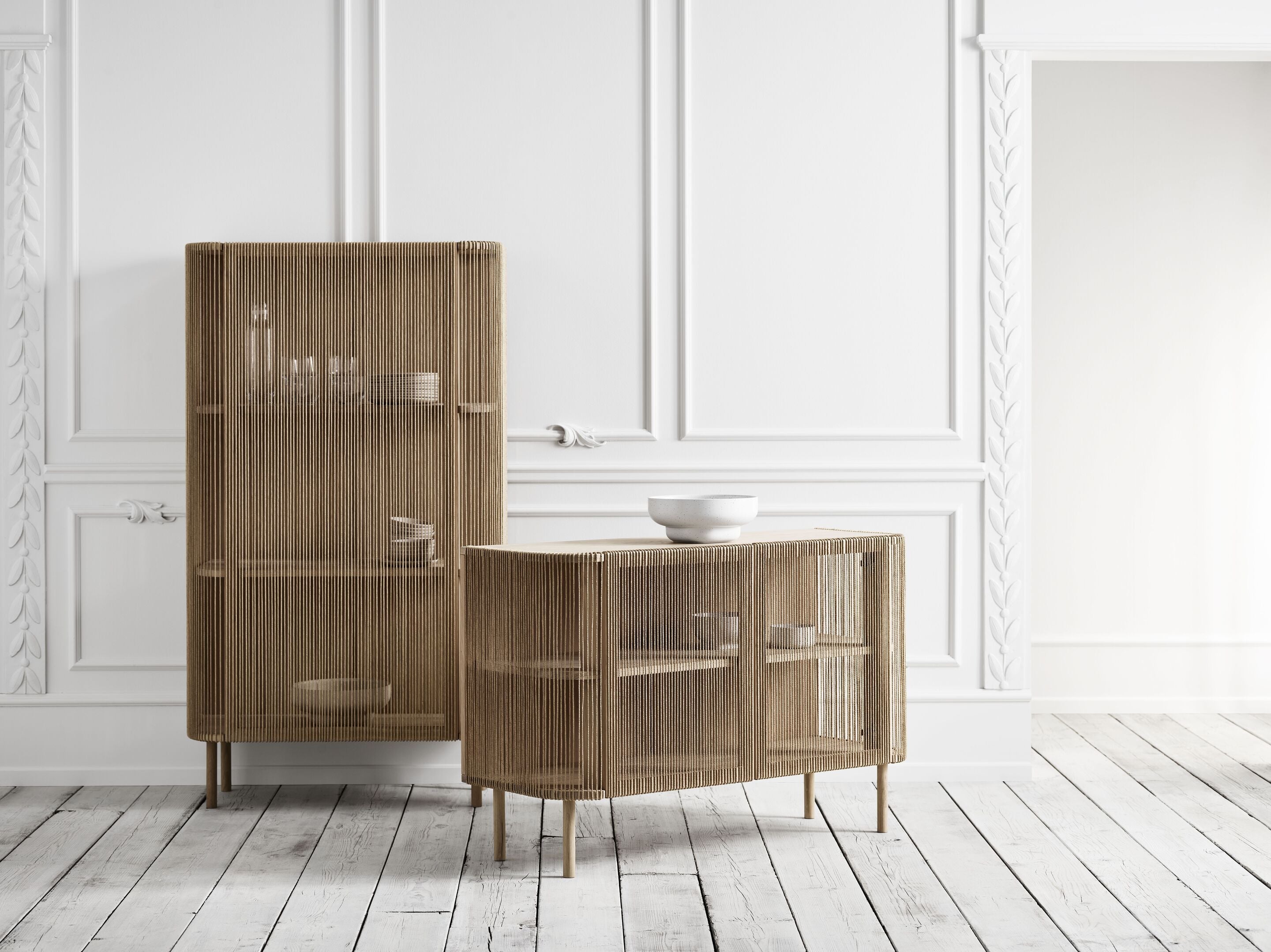 Cord -Website blies Eichenholz