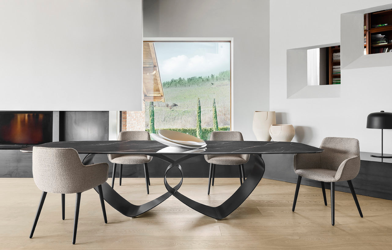 BREEZE table with black top and black base