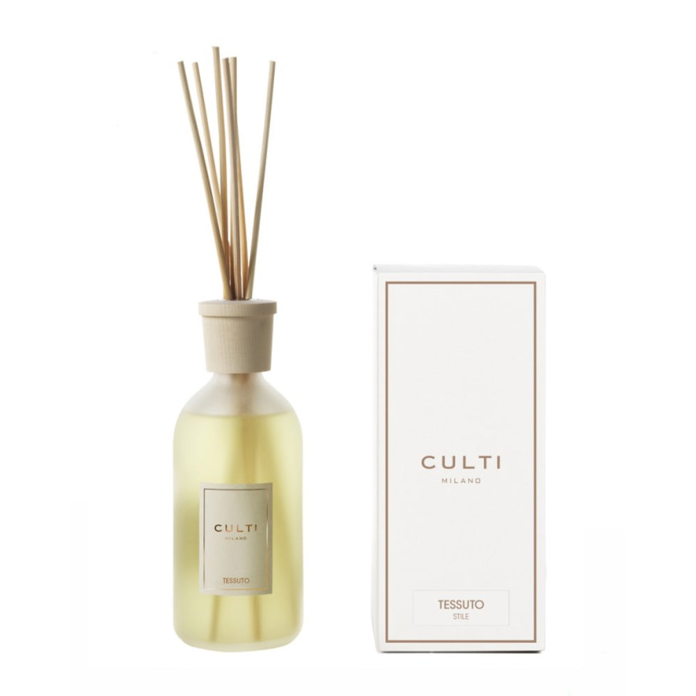 Duftdiffusor STILE - TESSUTO mit Noten von schwarzen Johannisblättern, Baumwollblüten, Jasmin und weißem Moschus.