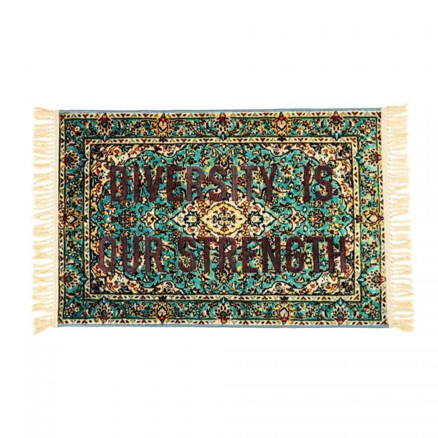 Dywan BURNT - DIVERSITY Seletti Eye on Design