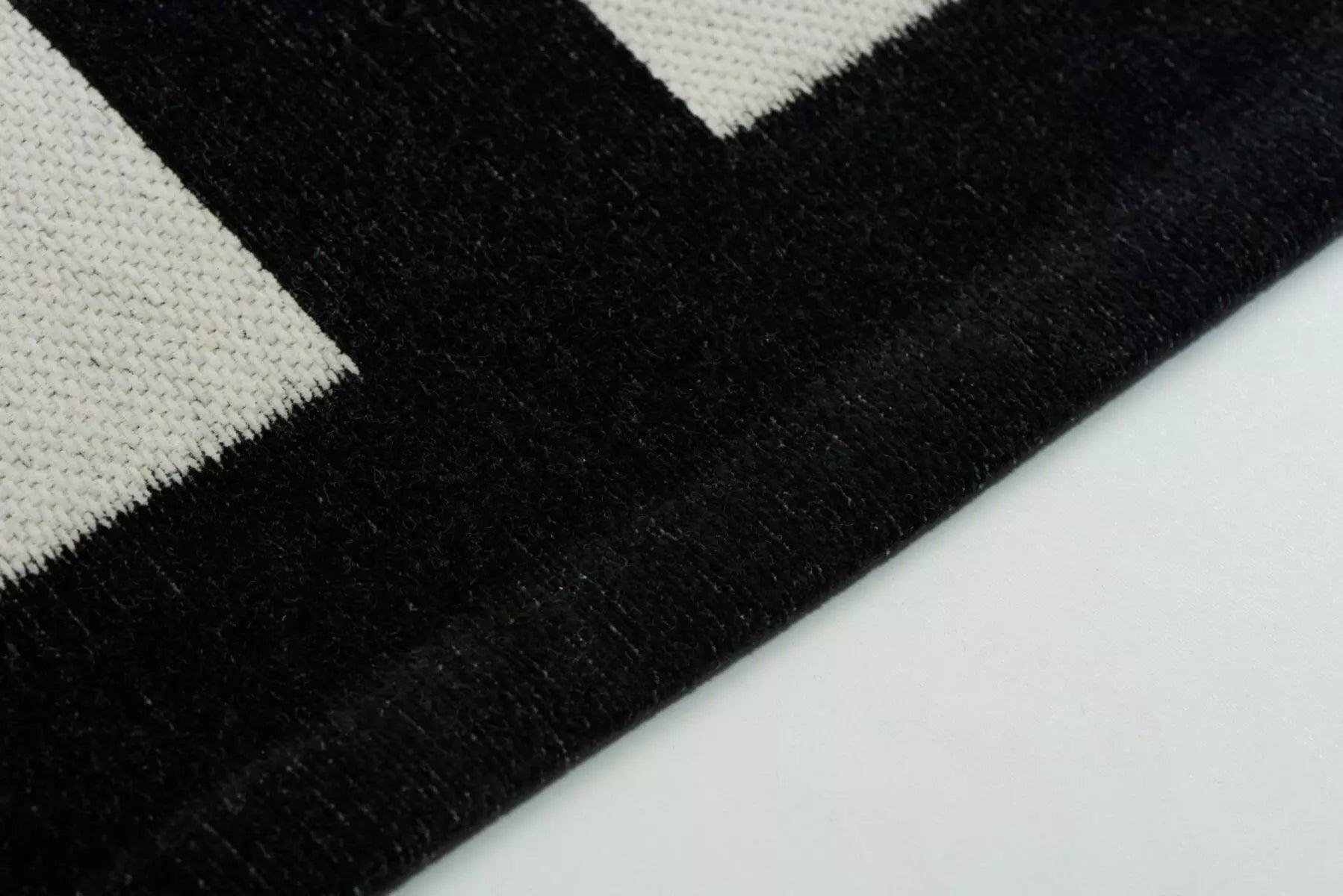 Dywan HAMPTON czarny Carpet Decor Eye on Design