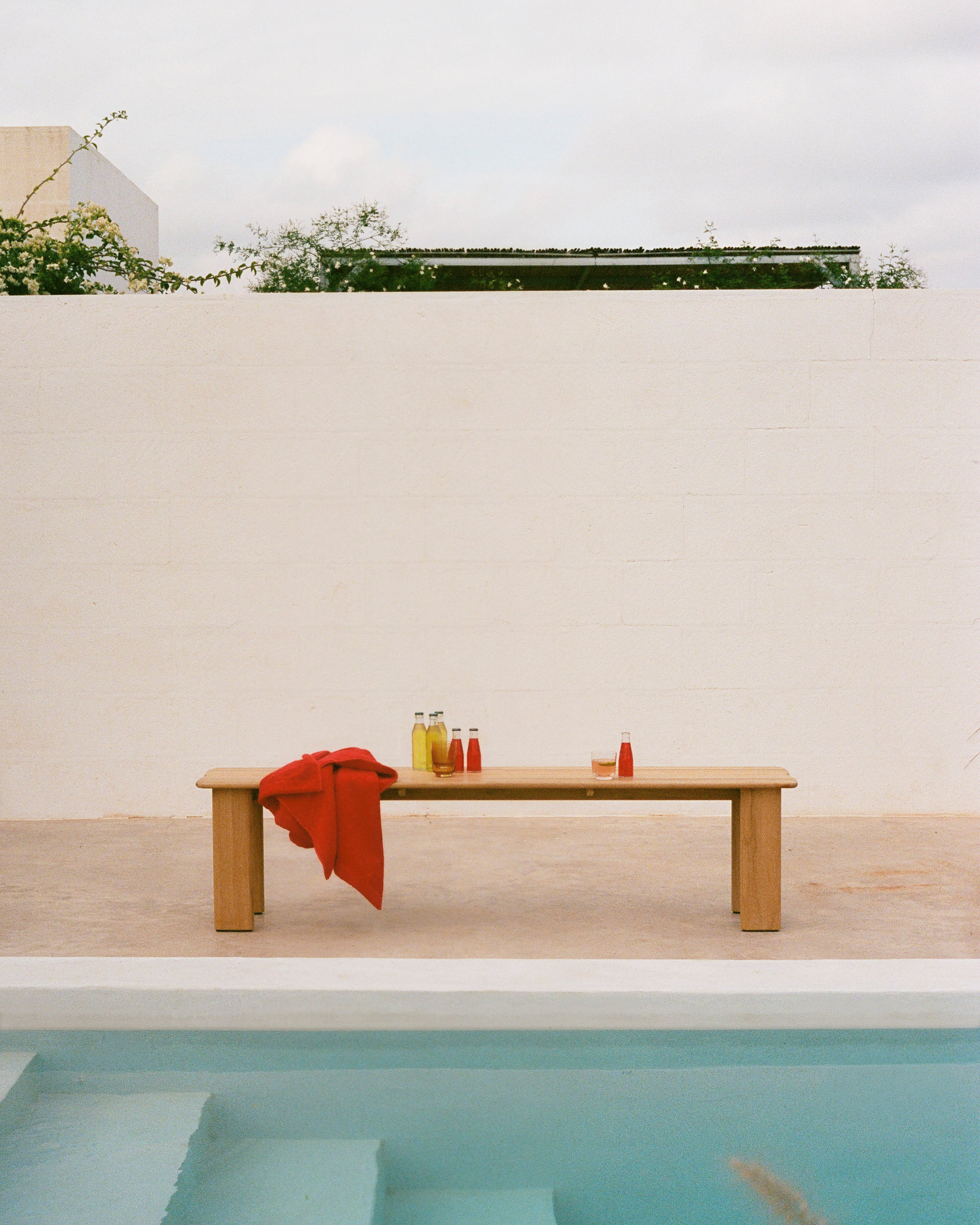 Bänke für den Außenbereich ASSEMBLE Teakholz