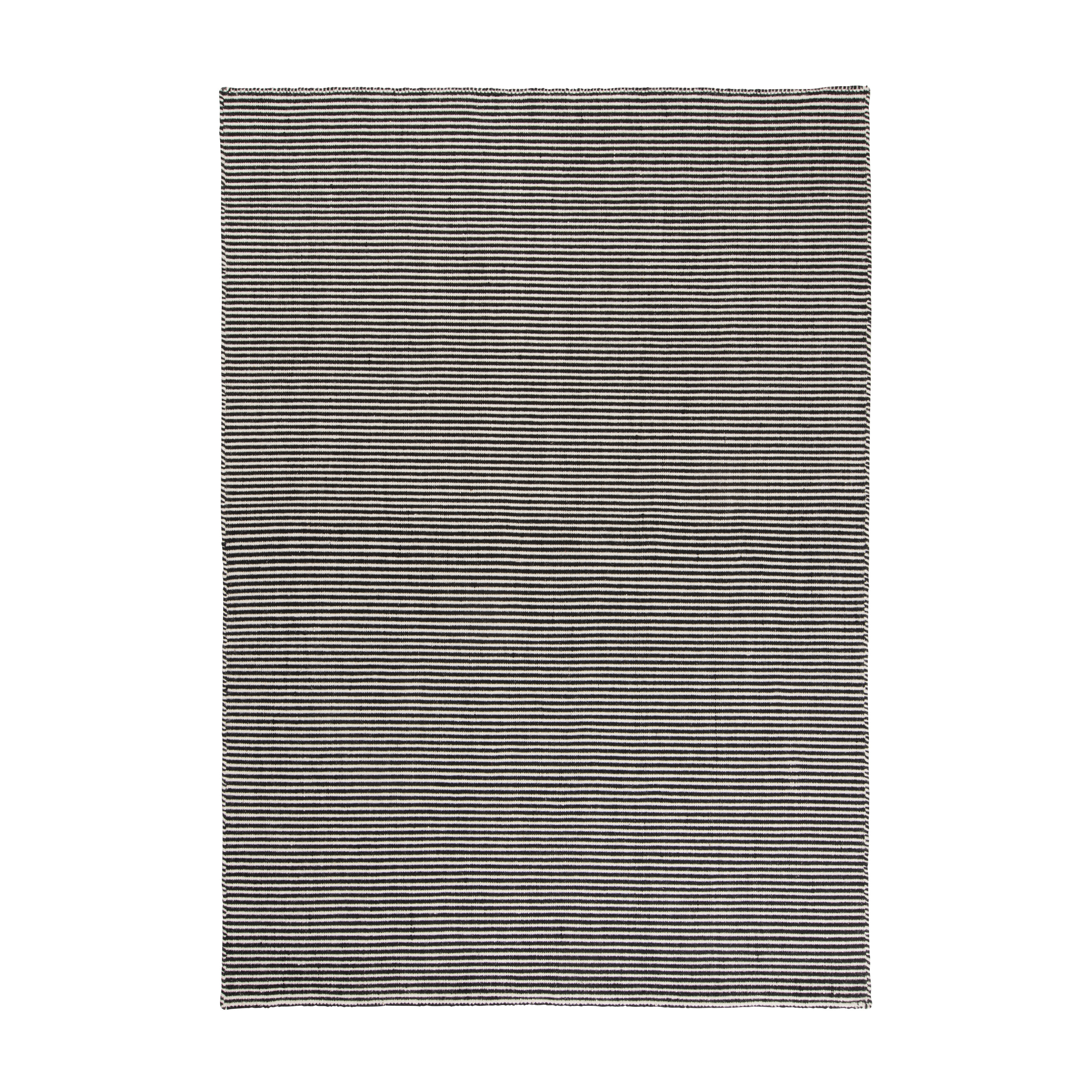 AJO black rug with white