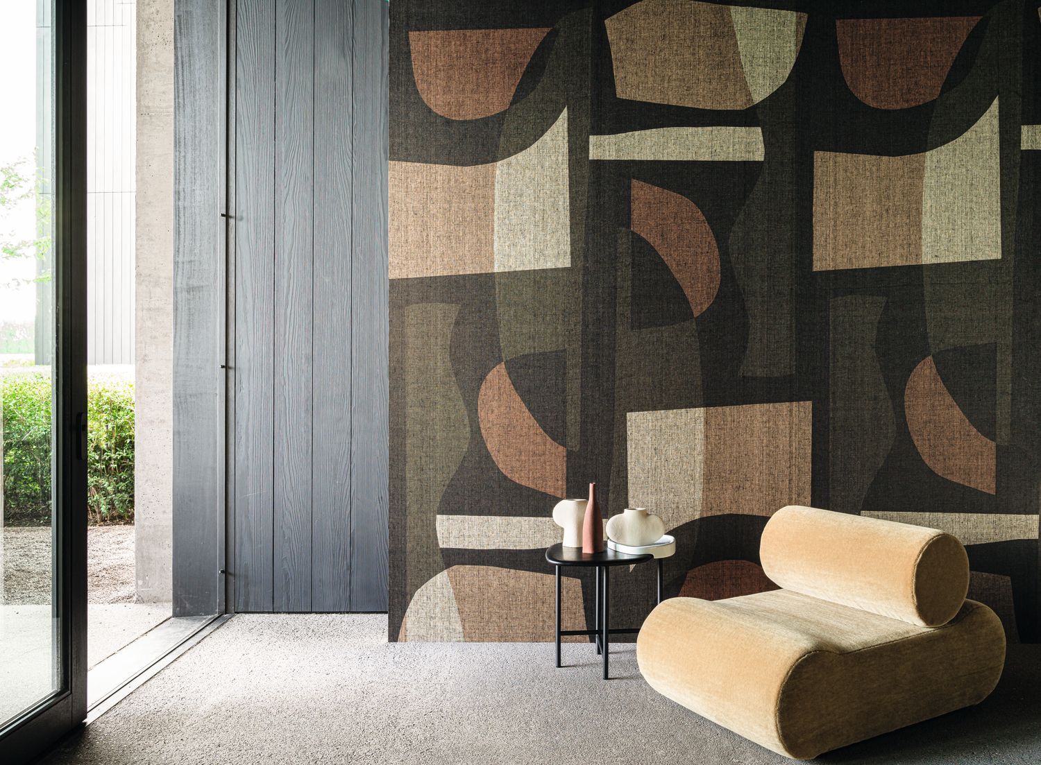Mural tekstylny z geometrycznym wzorem CONCORDANCE czarny z khaki – Casamance