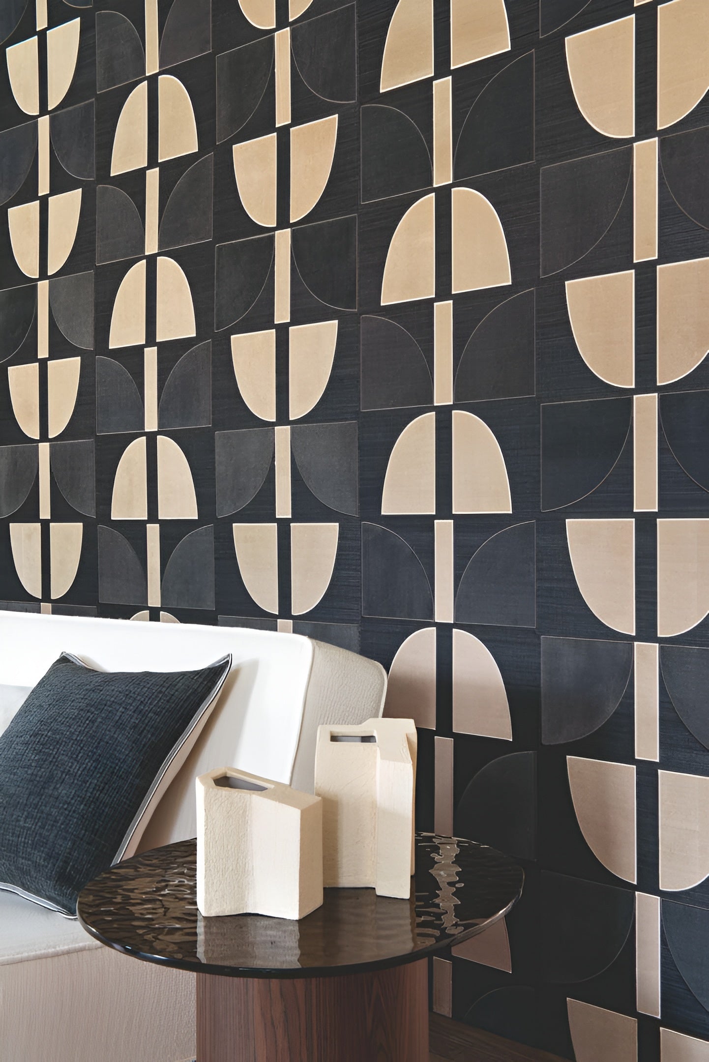 Tapete aus Pflanzenfaser mit geometrischem Muster HIKARI - NOIR TAUPE schwarz mit Bronze und Marineblau